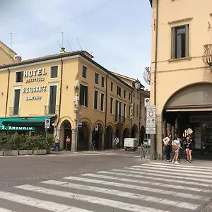 Donatello Отель
